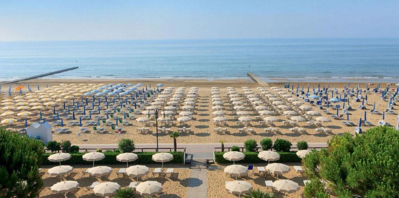Appartamento Palma Carraro Immobiliare Jesolo - Family Apartments Eksteriør bilde